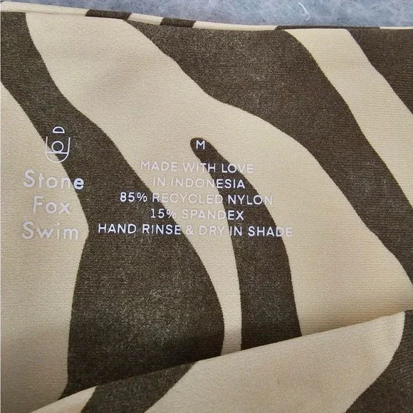 Stone Fox Swim Roca Bottom Earth Zebra M - Picture 2 of 4